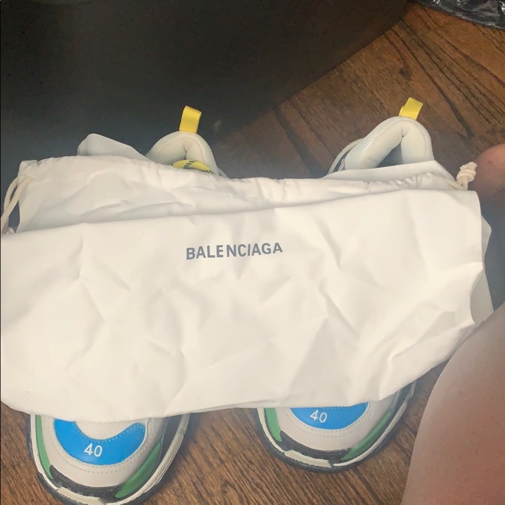 Balenciaga Triple S Trainers - Picture 8 of 14